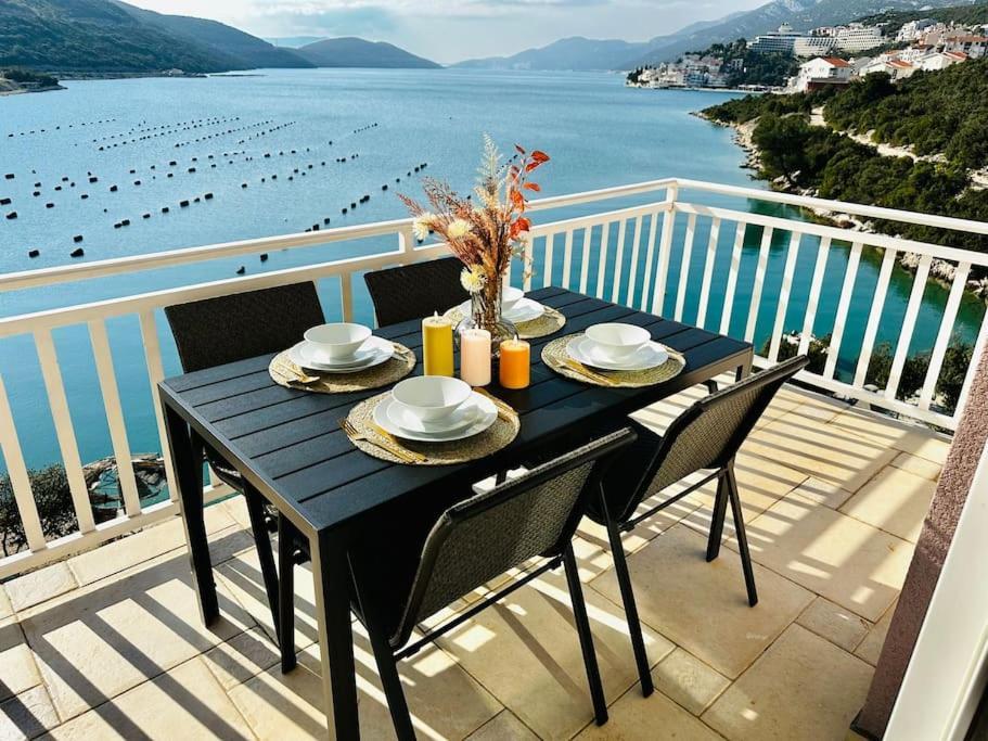 Beautiful Fully Renovated Apartment By The Sea, Large Balcony With Enchanting Views Neum Extérieur photo