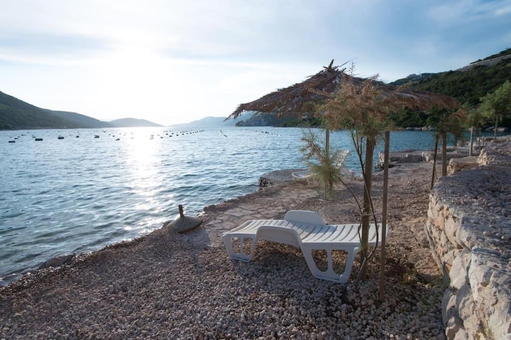 Beautiful Fully Renovated Apartment By The Sea, Large Balcony With Enchanting Views Neum Extérieur photo