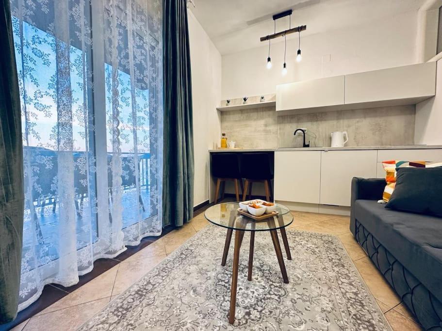 Beautiful Fully Renovated Apartment By The Sea, Large Balcony With Enchanting Views Neum Extérieur photo
